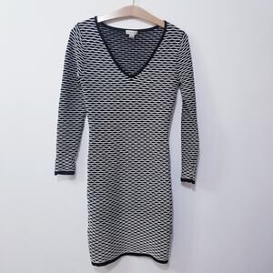 Reiss Knitted V-neck Bodycon Mini dress